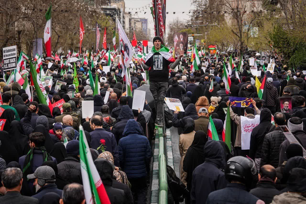 وجدان بیدار ملت‌ رشید و عزیز ایران، در برابر ظلم و خشونت هرگز و با هیچ تهدید و تهاجمی خاموش نخواهد شد